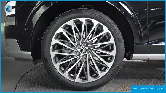 HYUNDAI PALISADE GASOLINE 2.5T 4WD 9-SEATER