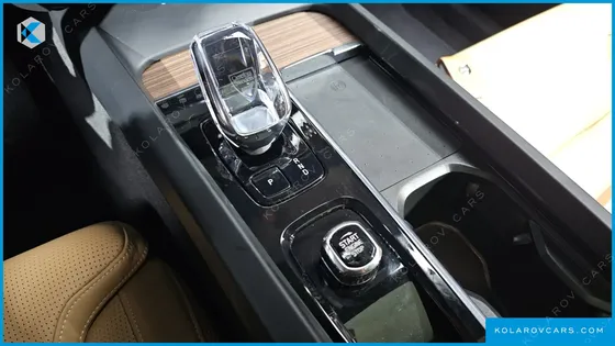 VOLVO XC60 B6 ULTIMATE BRIGHT