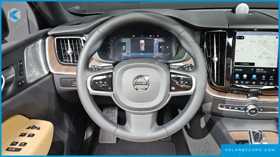 VOLVO XC60 B6 ULTIMATE BRIGHT