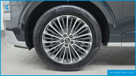 HYUNDAI PALISADE GASOLINE 2.5T 4WD 9-SEATER