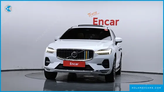 VOLVO XC60 B5 ULTIMATE BRIGHT