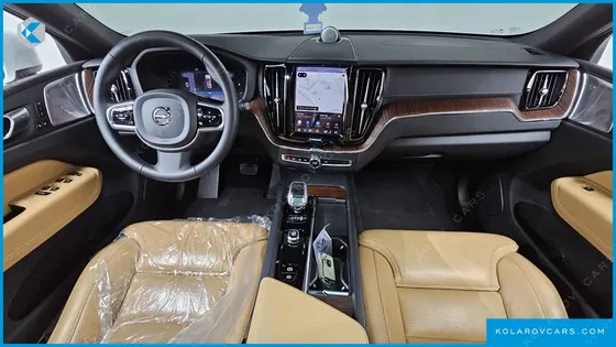 VOLVO XC60 B5 ULTIMATE BRIGHT