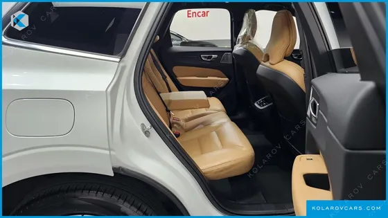 VOLVO XC60 B5 ULTIMATE BRIGHT