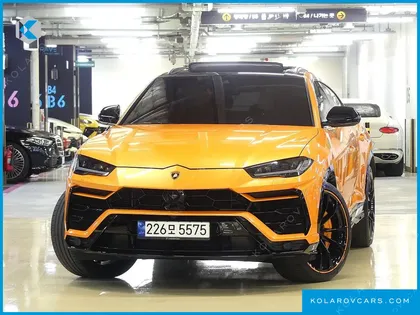 LAMBORGHINI URUS 4.0 V8