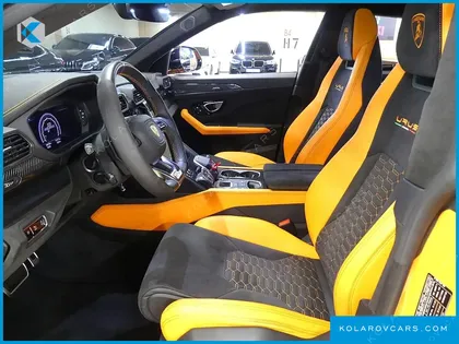 LAMBORGHINI URUS 4.0 V8