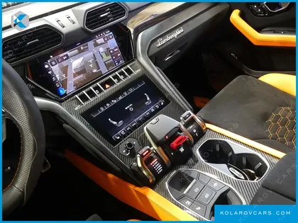 LAMBORGHINI URUS 4.0 V8