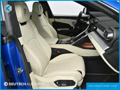 LAMBORGHINI URUS 4.0 V8