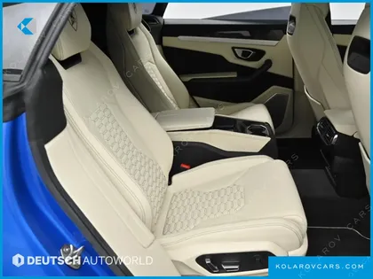 LAMBORGHINI URUS 4.0 V8