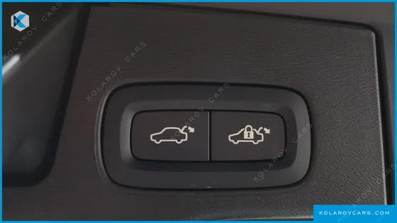 VOLVO XC60 B5 ULTIMATE BRIGHT