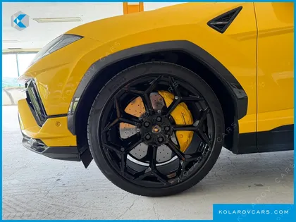 LAMBORGHINI URUS 4.0 V8 PERFORMANTE