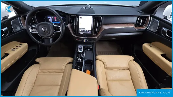VOLVO XC60 B5 ULTIMATE BRIGHT