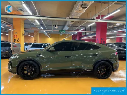 LAMBORGHINI URUS 4.0 V8 PERFORMANTE
