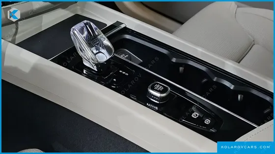 VOLVO XC60 B5 ULTRA BRIGHT AIR SUS