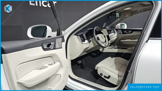 VOLVO XC60 B5 ULTRA BRIGHT AIR SUS