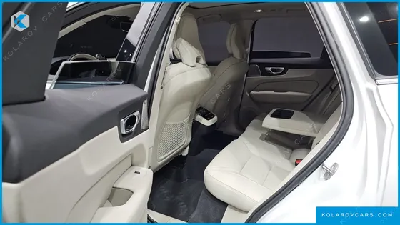 VOLVO XC60 B5 ULTRA BRIGHT AIR SUS