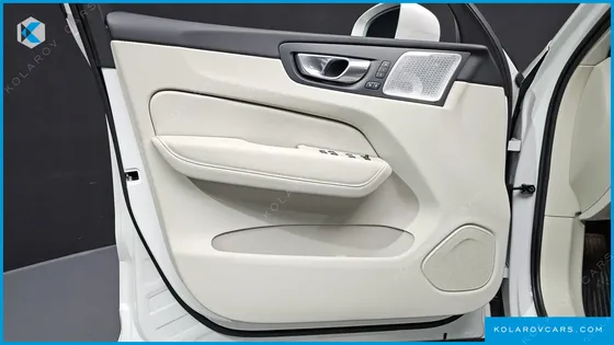 VOLVO XC60 B5 ULTRA BRIGHT AIR SUS