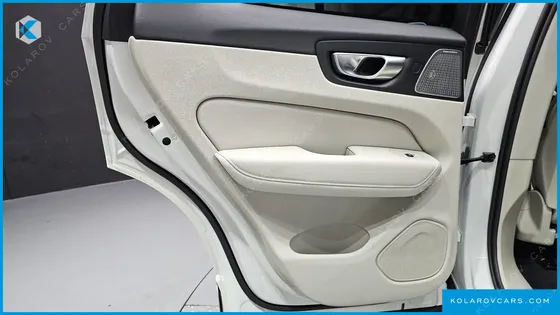 VOLVO XC60 B5 ULTRA BRIGHT AIR SUS