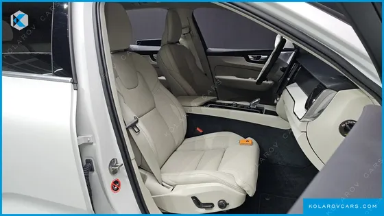 VOLVO XC60 B5 ULTRA BRIGHT AIR SUS