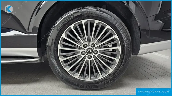 HYUNDAI PALISADE GASOLINE 2.5T 4WD 7-SEATER