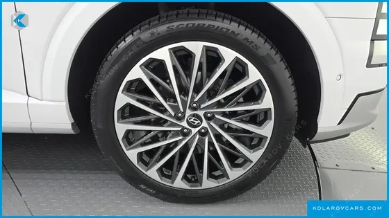 HYUNDAI PALISADE GASOLINE 2.5T 2WD 9-SEATER