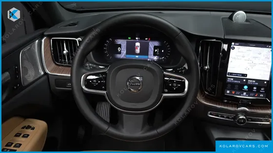 VOLVO XC60 B5 ULTIMATE BRIGHT