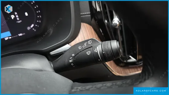 VOLVO XC60 B5 ULTIMATE BRIGHT