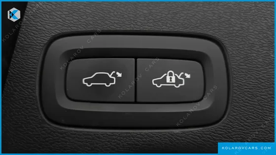 VOLVO XC60 B5 INSCRIPTION