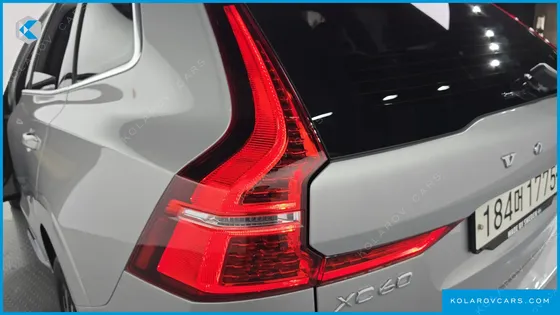 VOLVO XC60 B5 INSCRIPTION