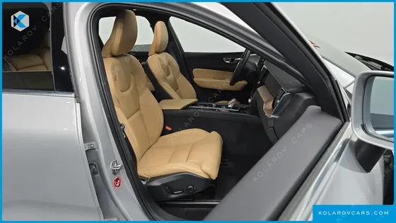 VOLVO XC60 B5 INSCRIPTION
