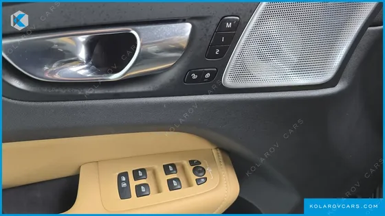 VOLVO XC60 B5 INSCRIPTION