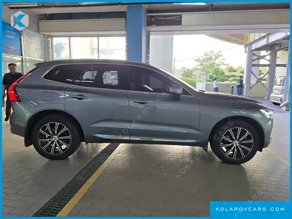 VOLVO XC60 B5 INSCRIPTION