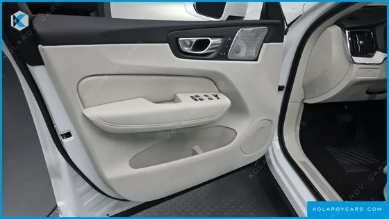 VOLVO XC60 B5 ULTRA BRIGHT AIR SUS
