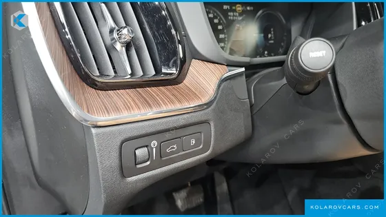 VOLVO XC60 T8 INSCRIPTION