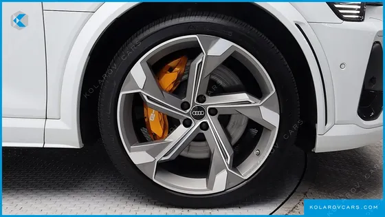 AUDI E-TRON S SPORTBACK