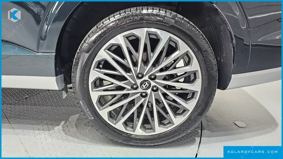 HYUNDAI PALISADE GASOLINE 2.5T 4WD 7-SEATER