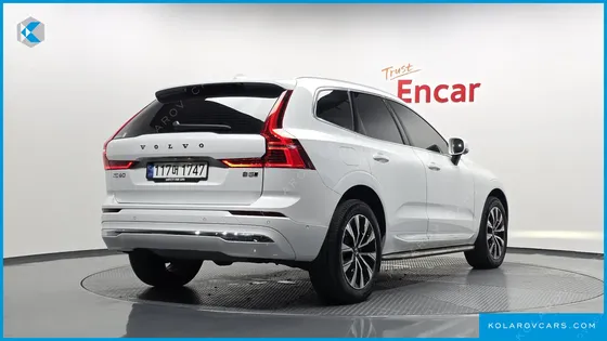 VOLVO XC60 B5 ULTIMATE BRIGHT