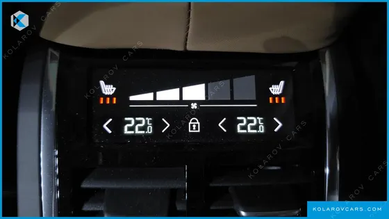 VOLVO XC60 B5 ULTIMATE BRIGHT