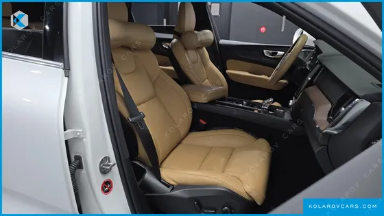 VOLVO XC60 B5 ULTIMATE BRIGHT