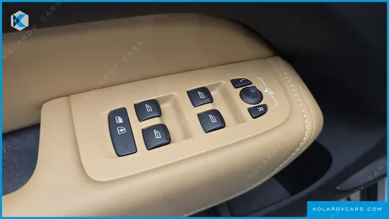 VOLVO XC60 B5 ULTIMATE BRIGHT