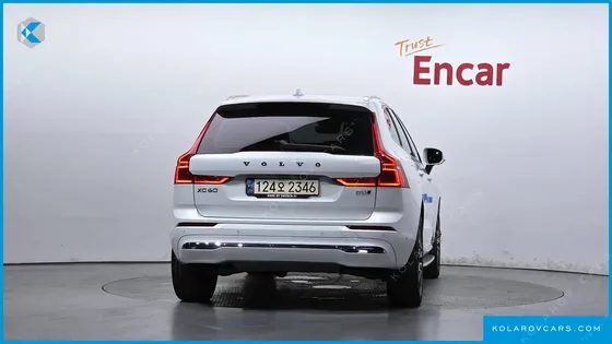 VOLVO XC60 B5 INSCRIPTION