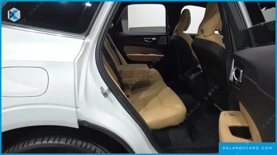 VOLVO XC60 B5 INSCRIPTION