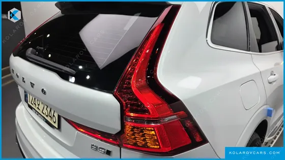 VOLVO XC60 B5 INSCRIPTION