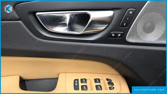 VOLVO XC60 B5 INSCRIPTION