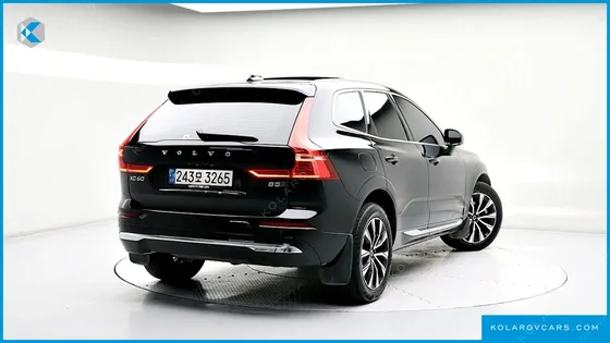 VOLVO XC60 B5 ULTIMATE BRIGHT