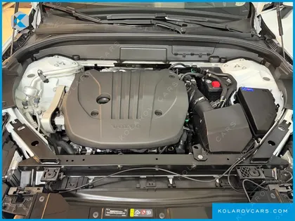 VOLVO XC60 B5 ULTRA BRIGHT