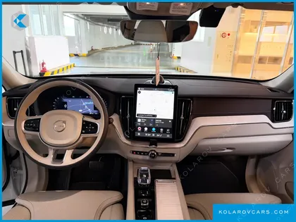 VOLVO XC60 B5 ULTRA BRIGHT