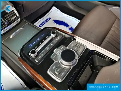 GENESIS EQ900 3.8 GDI AWD