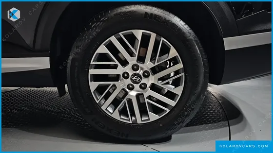 HYUNDAI PALISADE GASOLINE 2.5T 2WD 9-SEATER