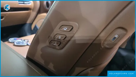 HYUNDAI PALISADE GASOLINE 2.5T 2WD 7-SEATER