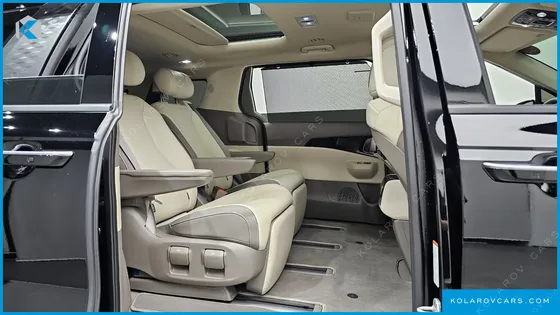 KIA CARNIVAL HEV 7SEATER GRAVITY